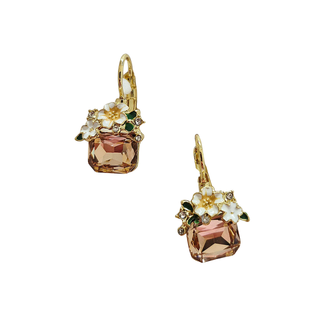 Vintage style flower earrings in rose