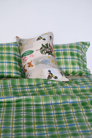 Natural world quilt cover in king size