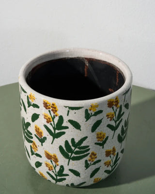 Wattle ceramic pot in large